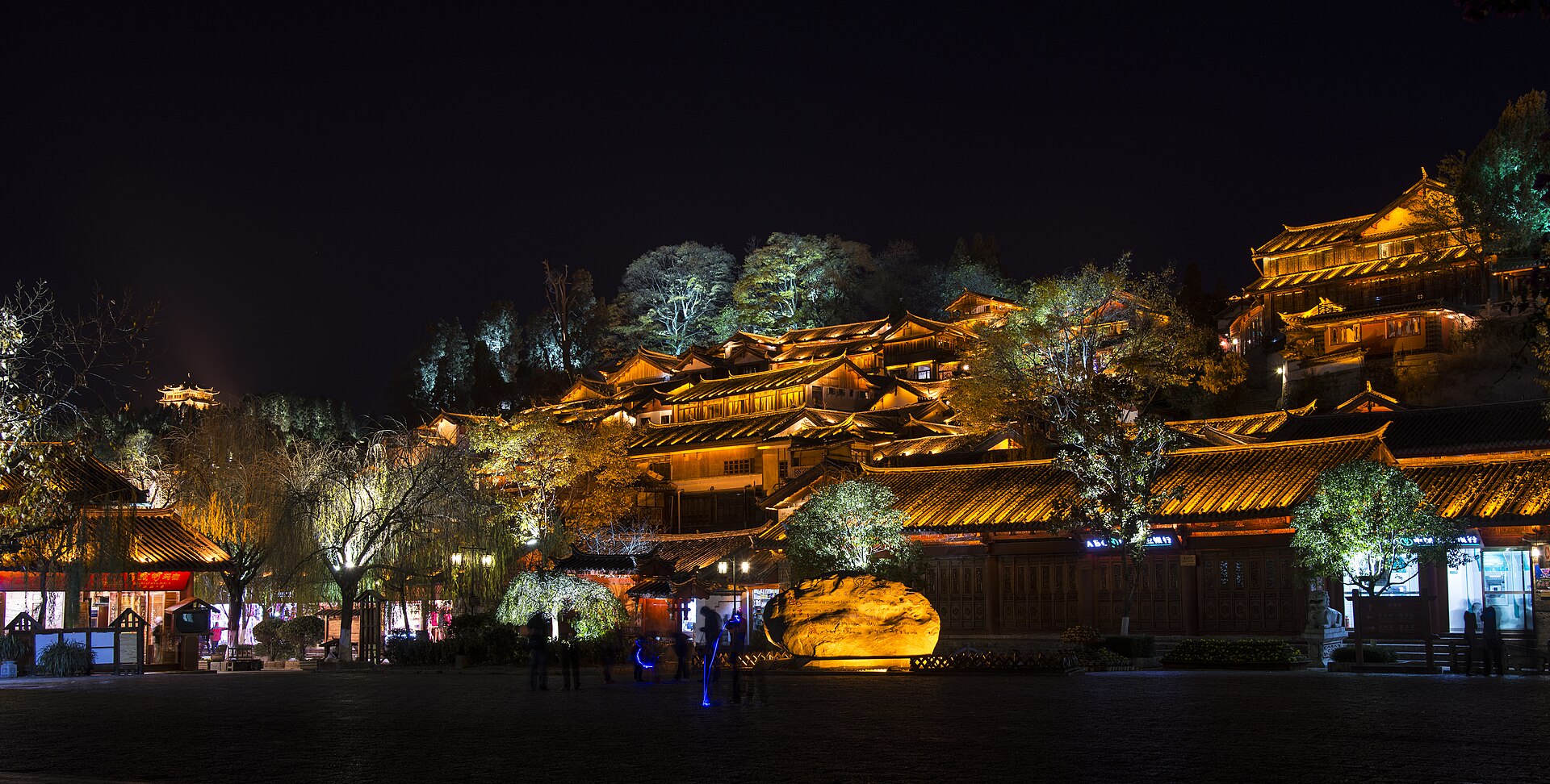 Old Town of Lijiang & Jade Dragon Snow Mountain